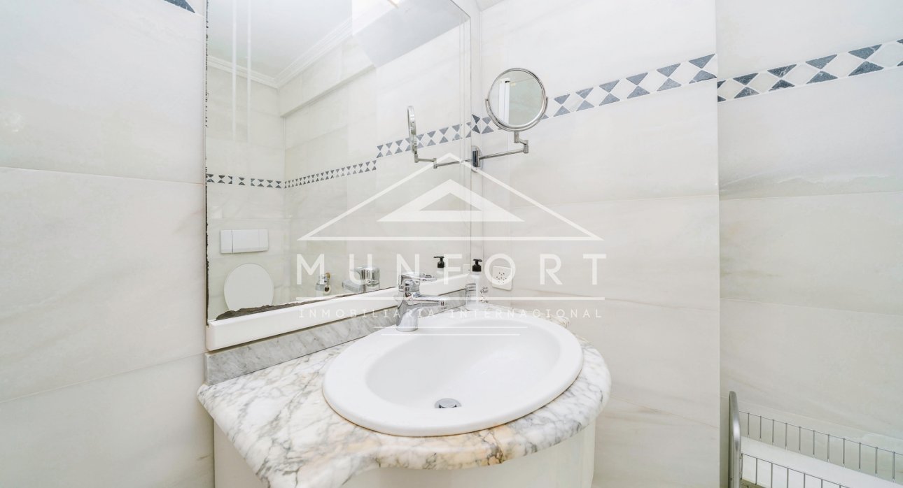 Resale - Villas -
Cartagena - La Manga