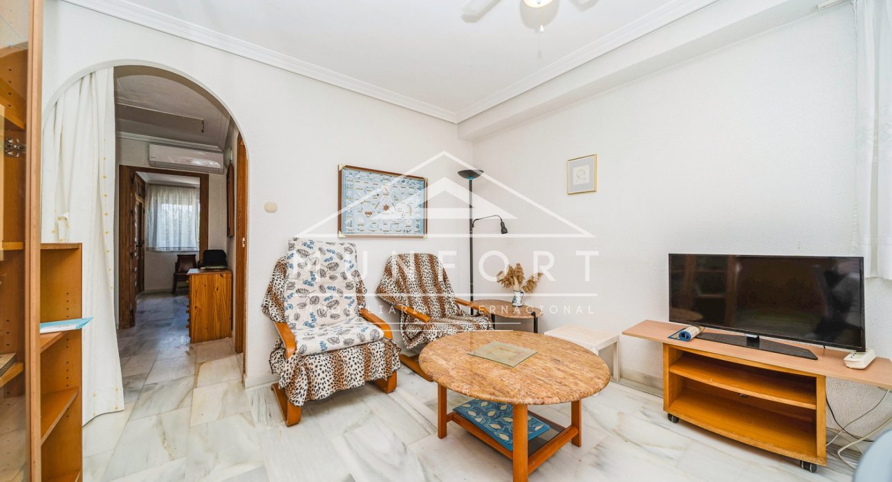 Resale - Villas -
Cartagena - La Manga