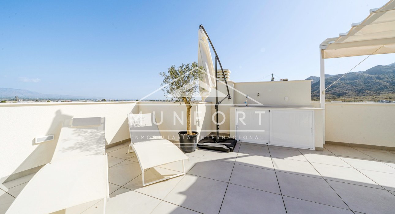 Resale - Villas -
Cox