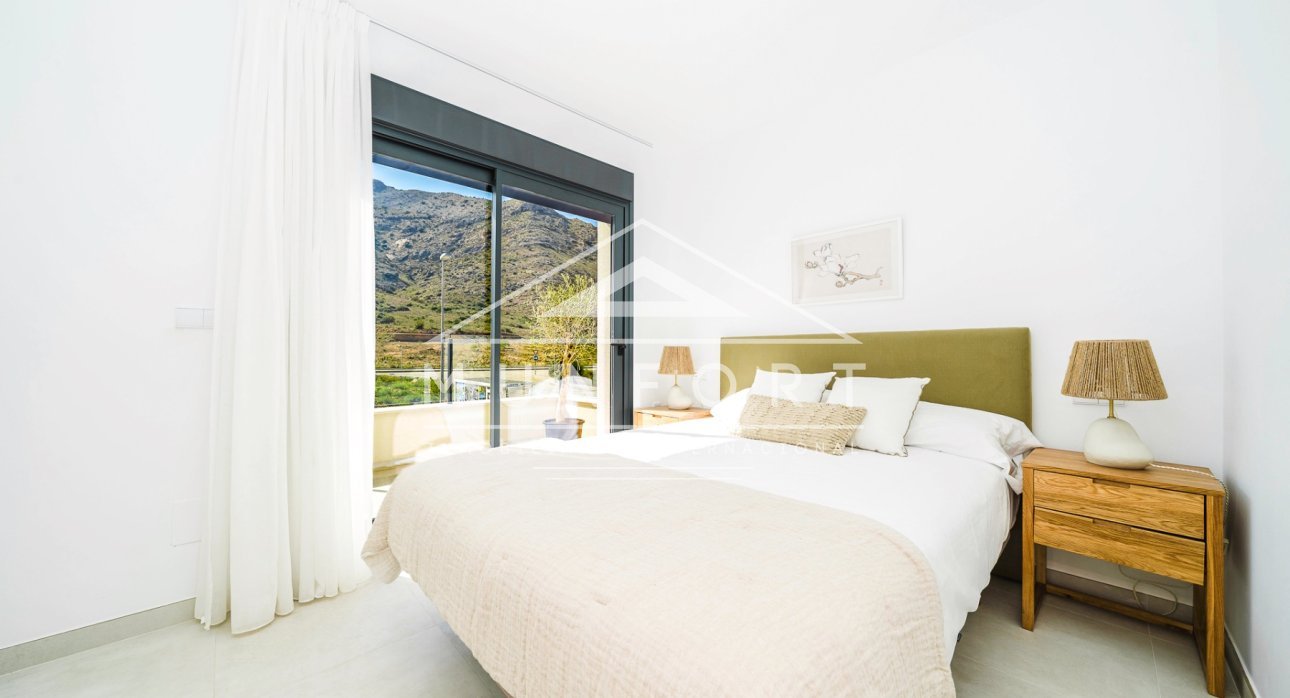 Resale - Villas -
Cox