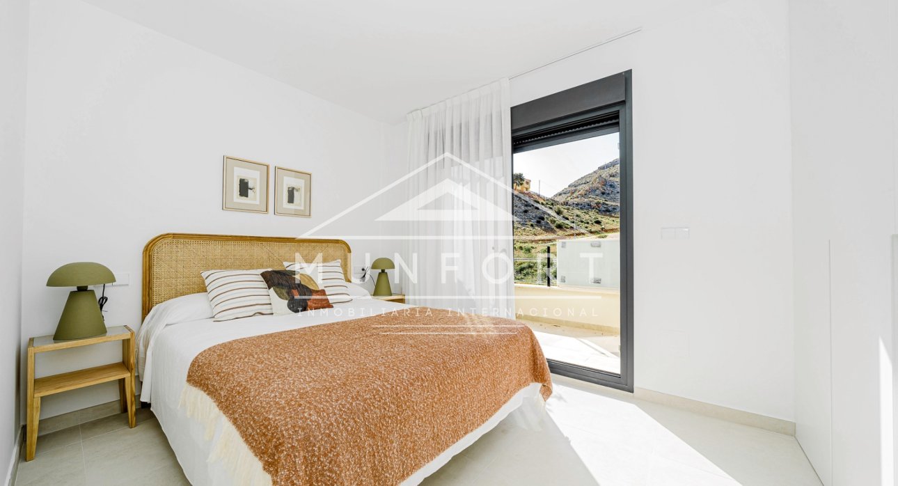 Resale - Villas -
Cox