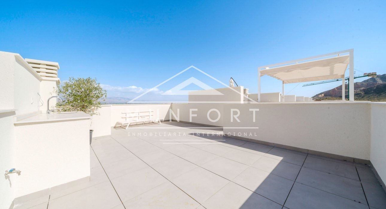 Resale - Villas -
Cox