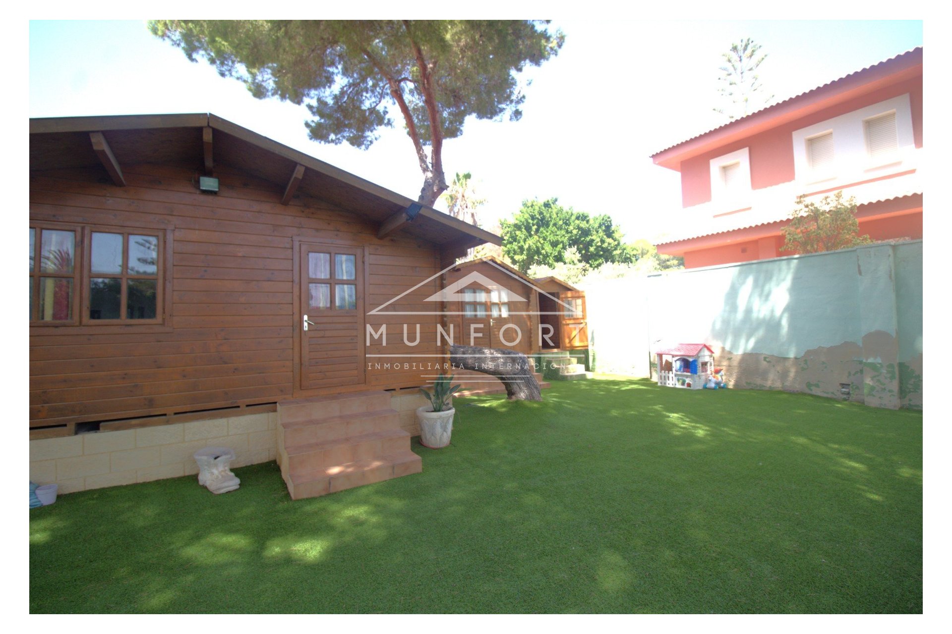 Resale - Villas -
Dehesa de Campoamor