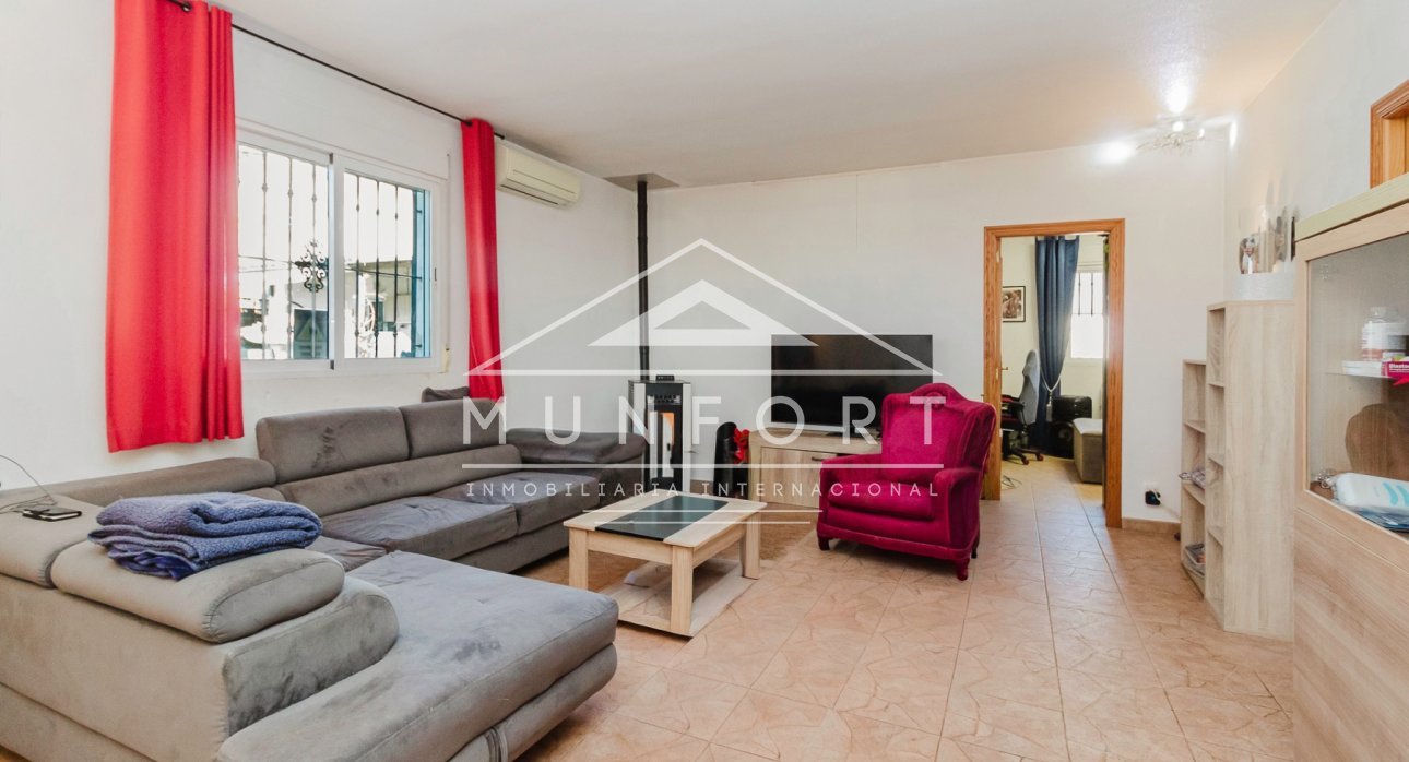 Resale - Villas -
Fortuna