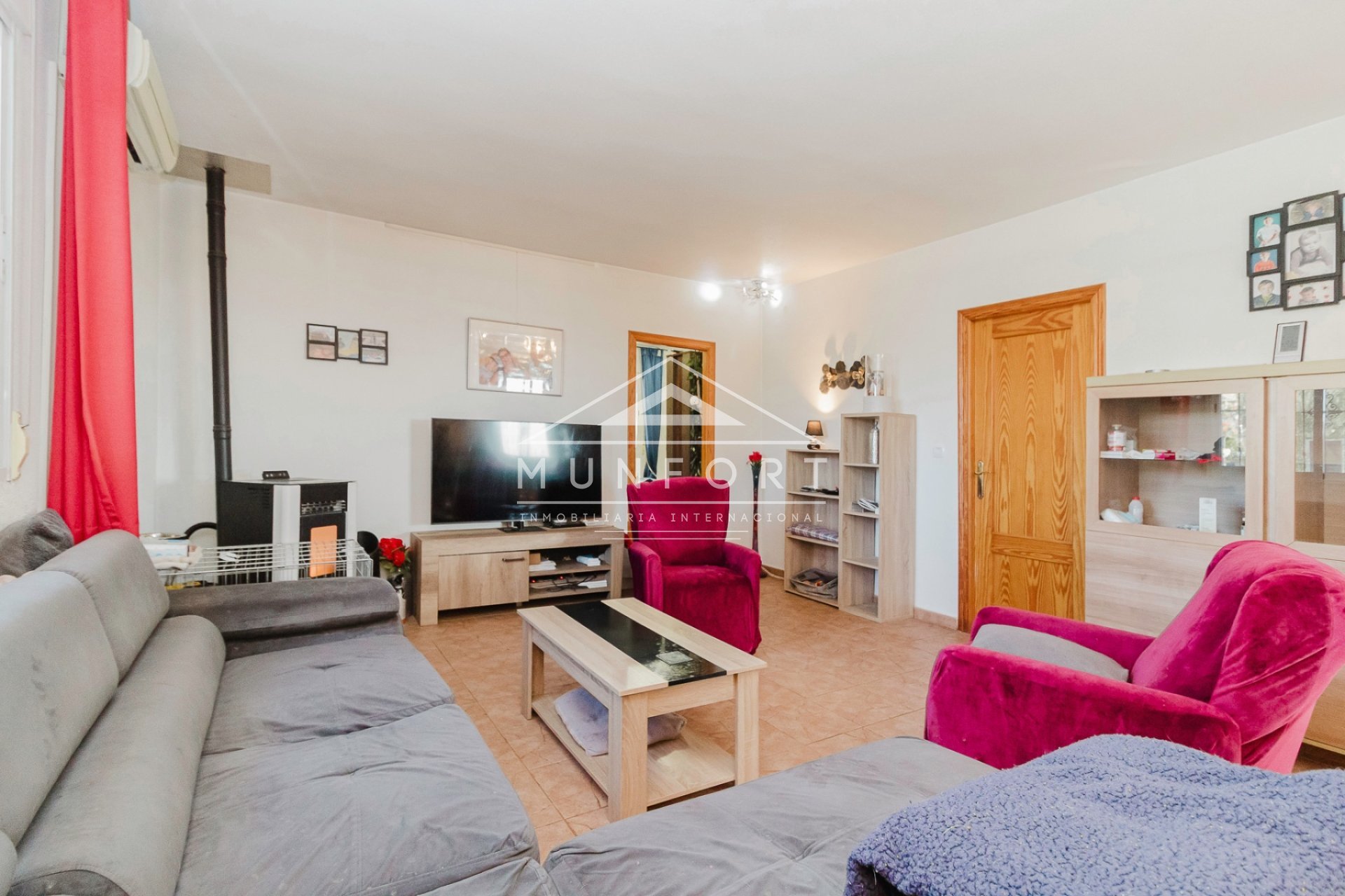 Resale - Villas -
Fortuna