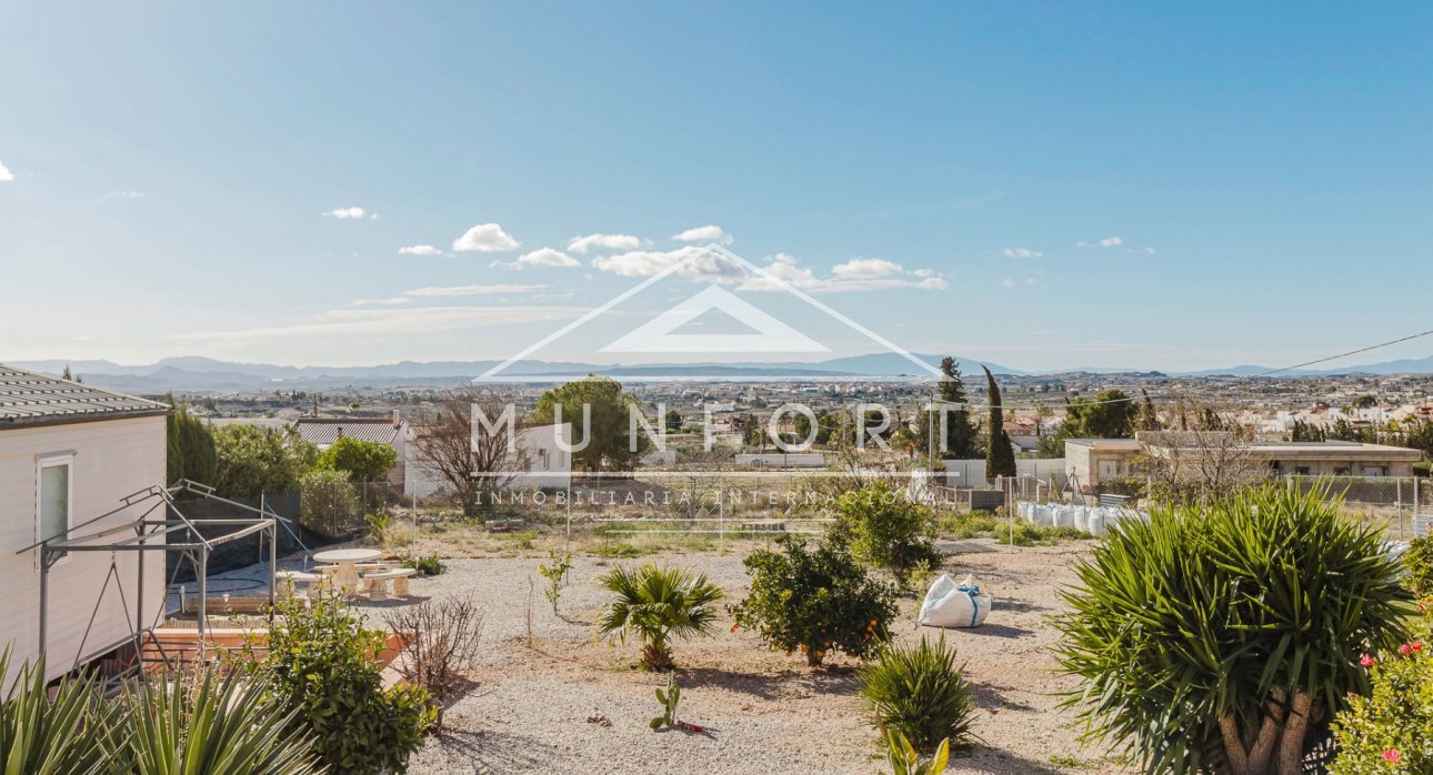 Resale - Villas -
Fortuna