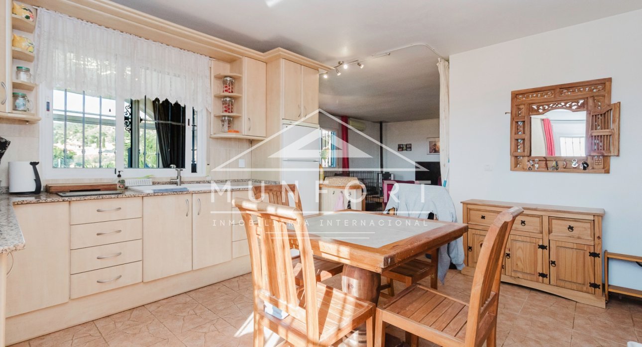 Resale - Villas -
Fortuna