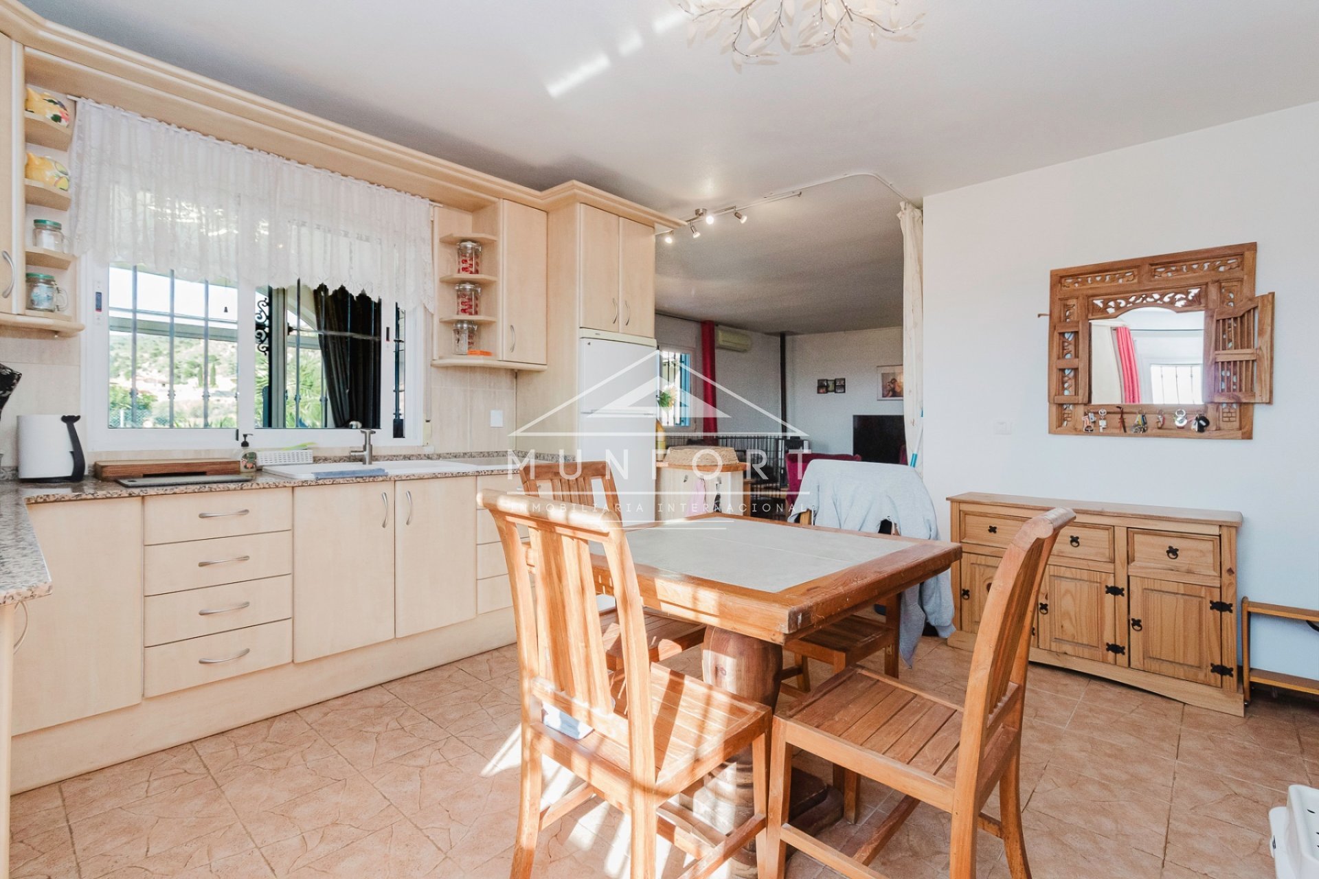 Resale - Villas -
Fortuna