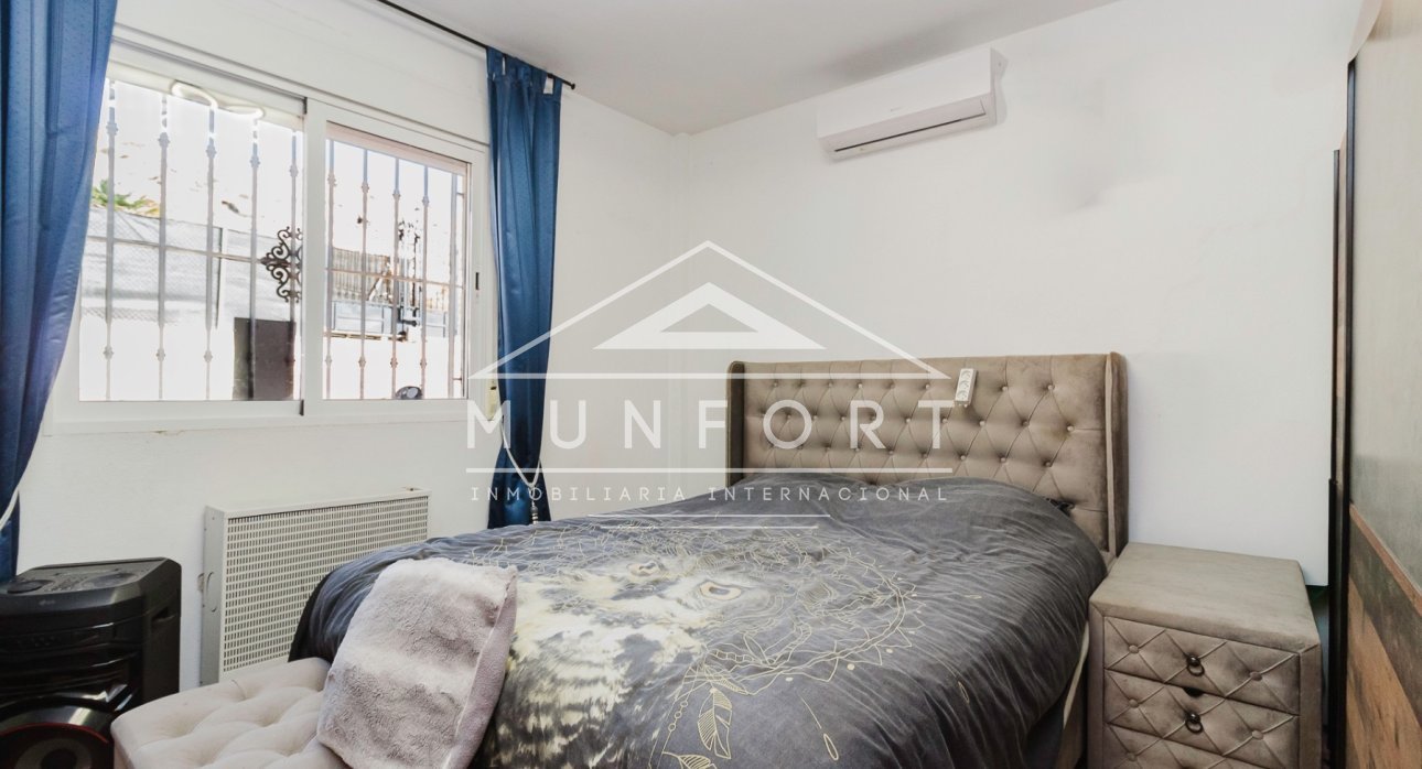 Resale - Villas -
Fortuna