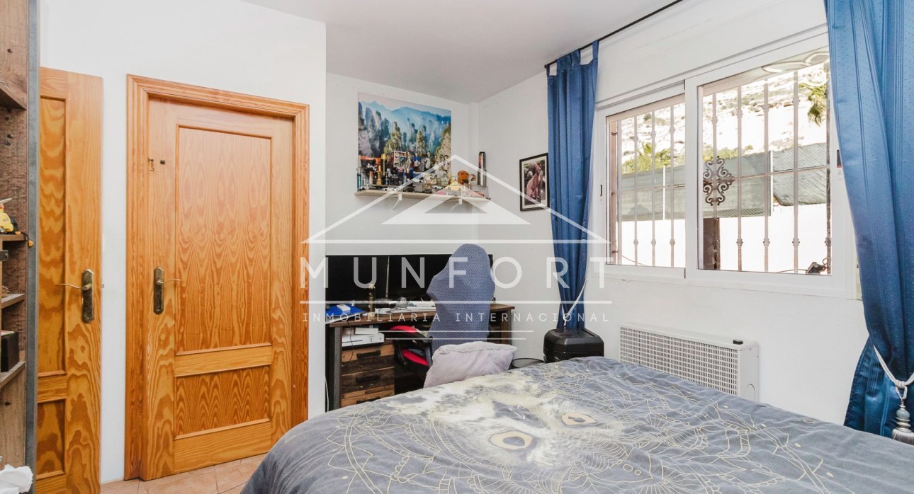 Resale - Villas -
Fortuna