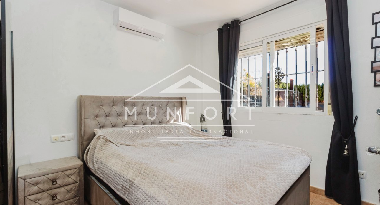 Resale - Villas -
Fortuna