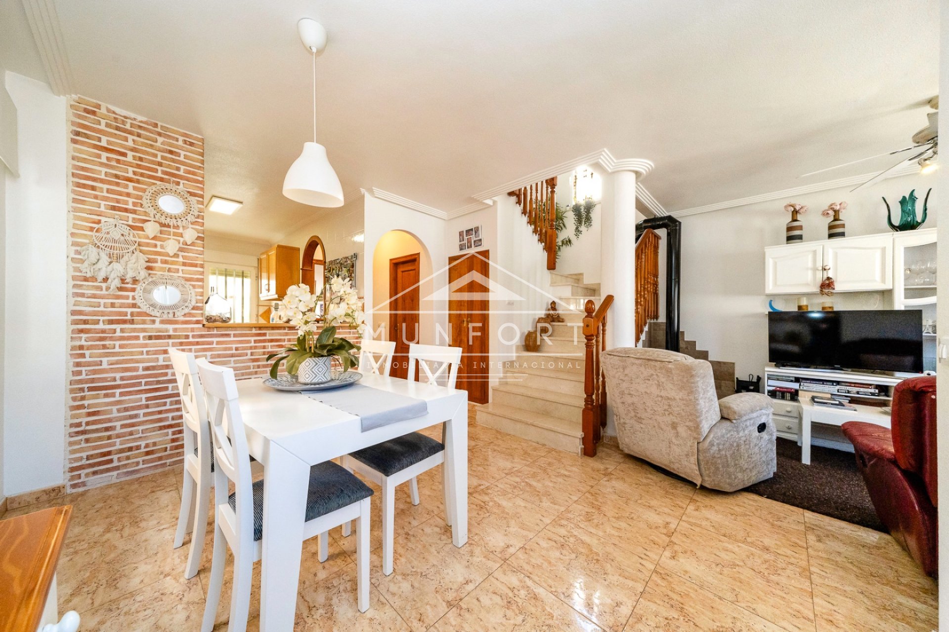 Resale - Villas -
Guardamar del Segura - El Raso - Guardamar del Segura