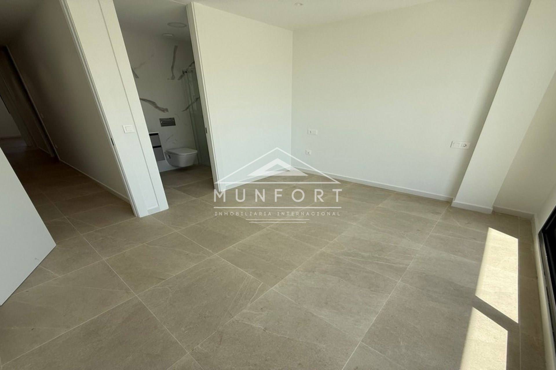 Resale - Villas -
Guardamar del Segura