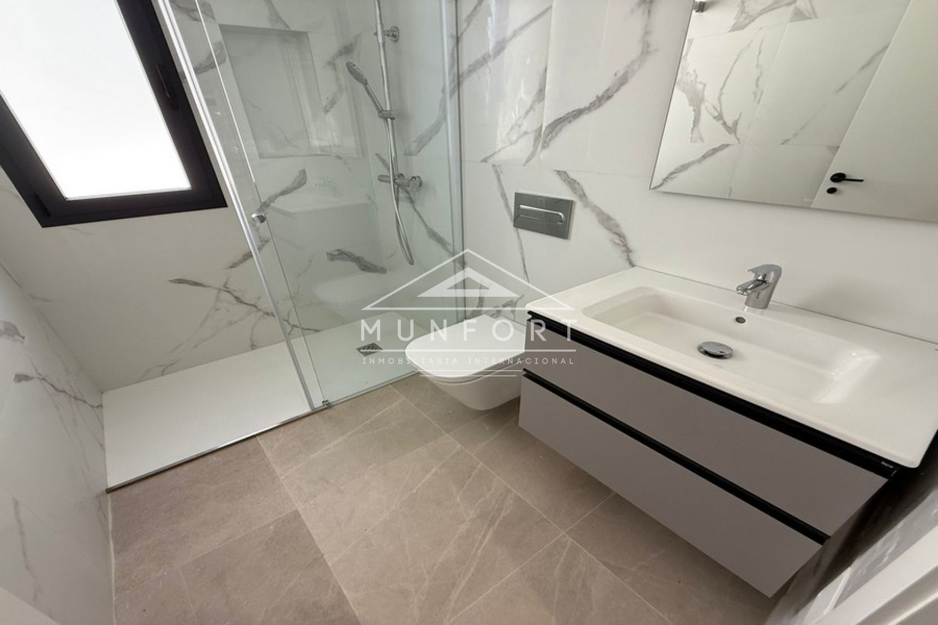 Resale - Villas -
Guardamar del Segura