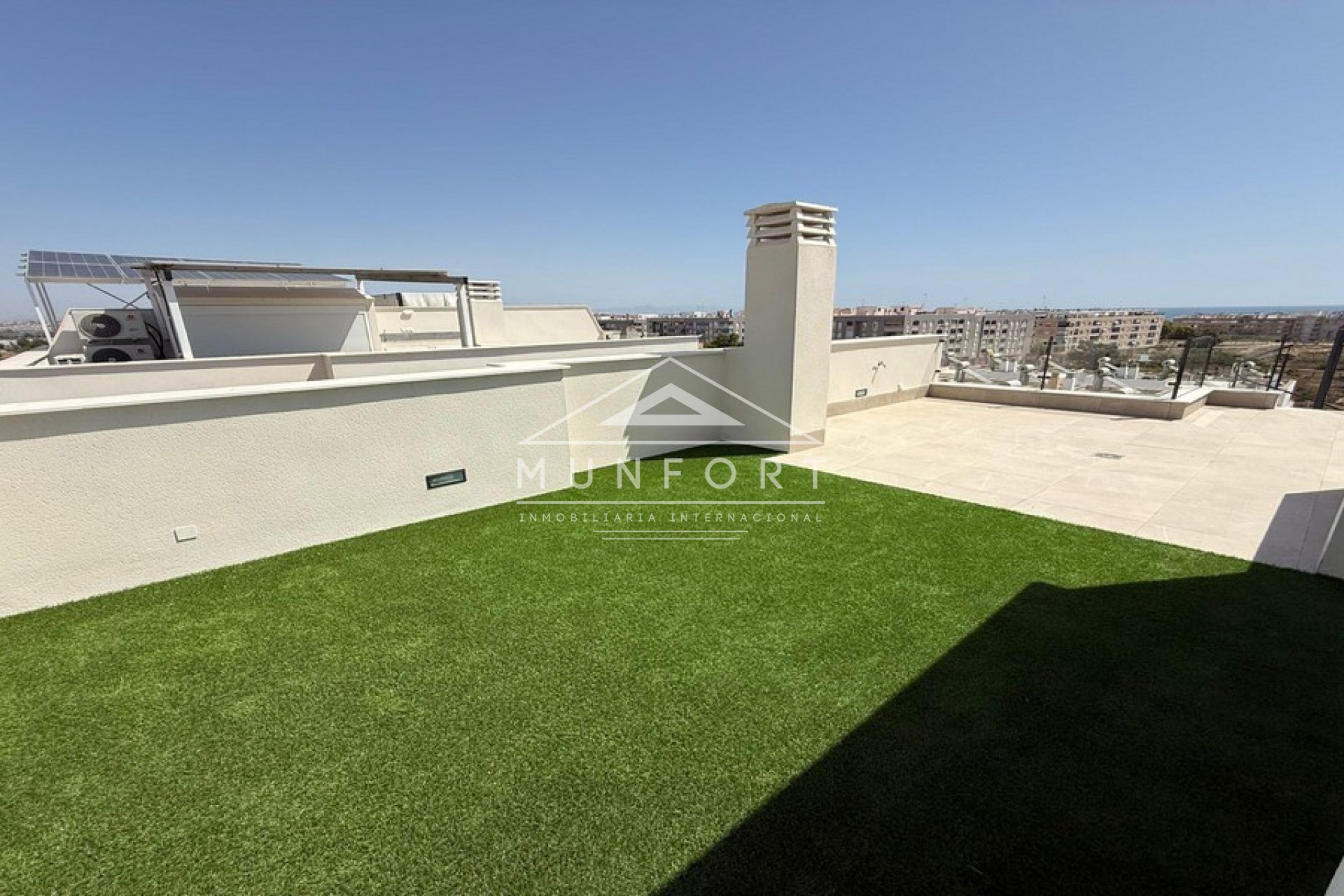Resale - Villas -
Guardamar del Segura