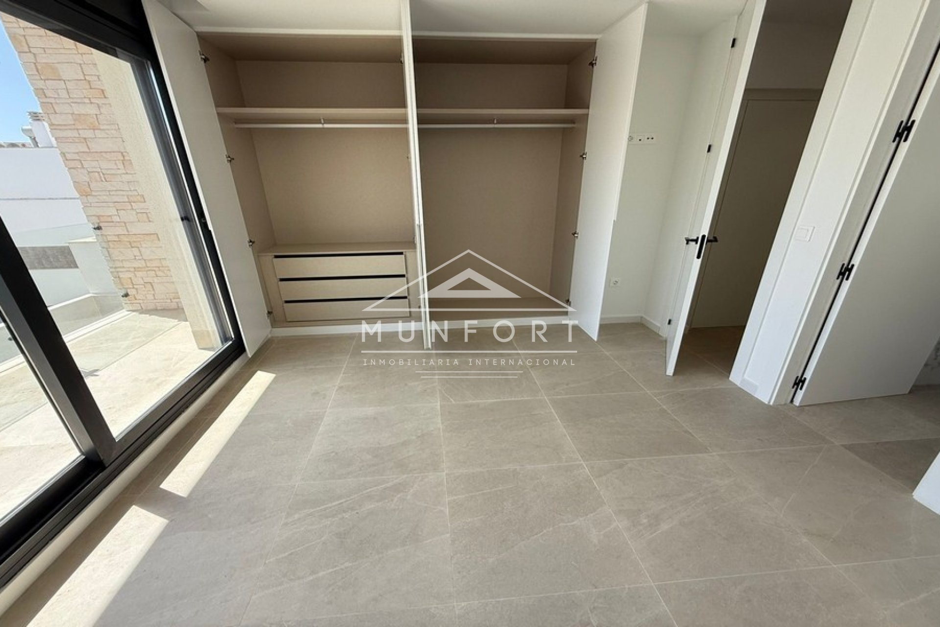 Resale - Villas -
Guardamar del Segura