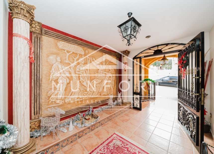 Resale - Villas -
Guardamar del Segura