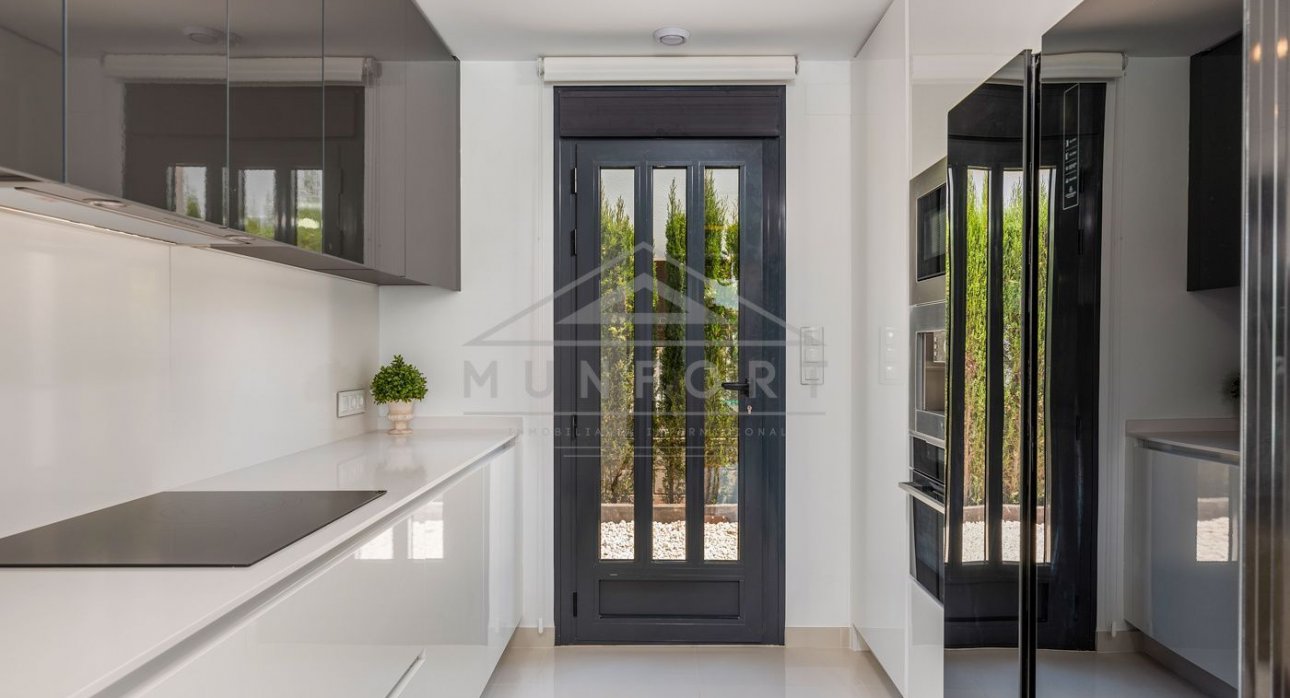 Resale - Villas -
La Manga - Playa Honda