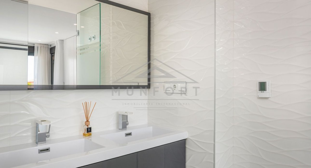 Resale - Villas -
La Manga - Playa Honda