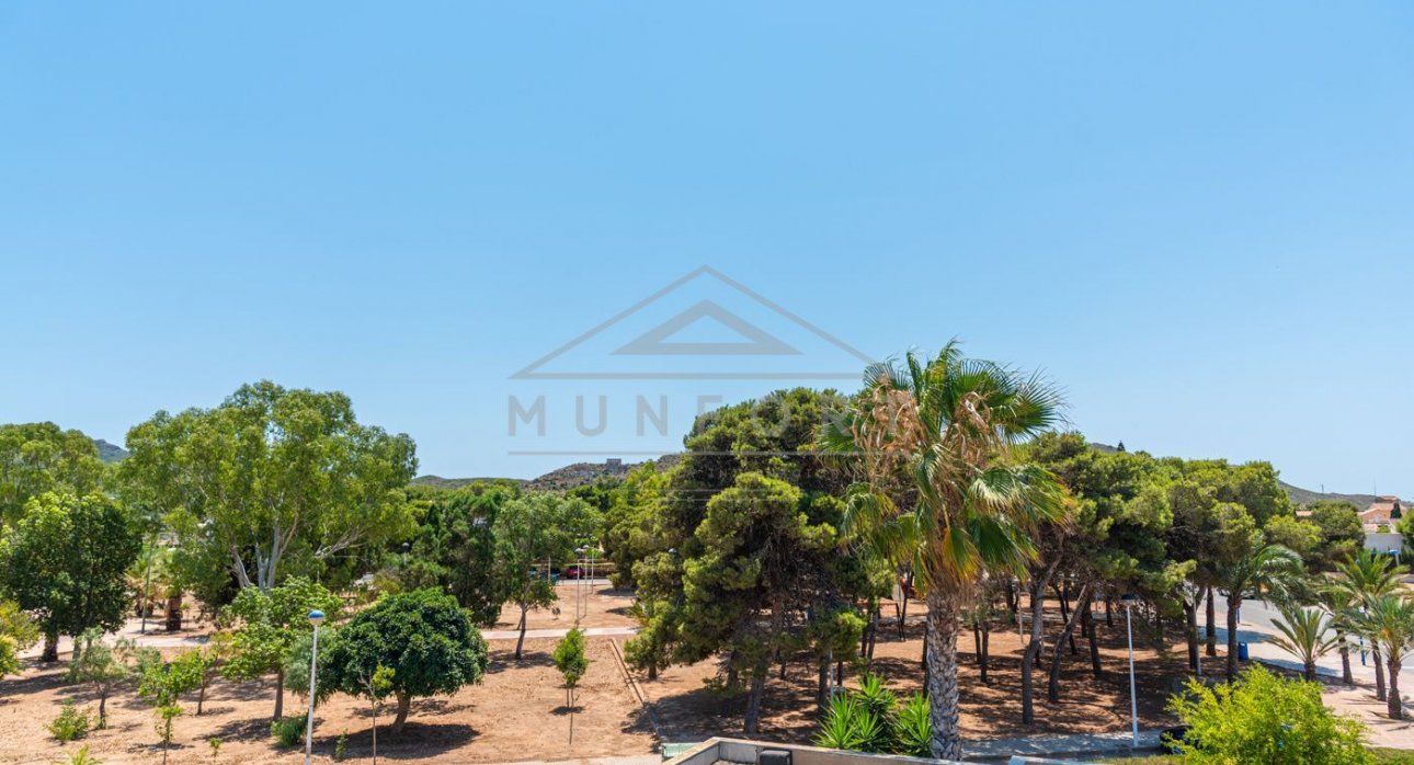 Resale - Villas -
La Manga - Playa Honda