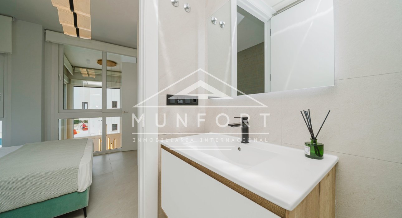 Resale - Villas -
Los Montesinos