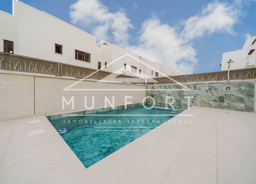 Resale - Villas -
Los Montesinos