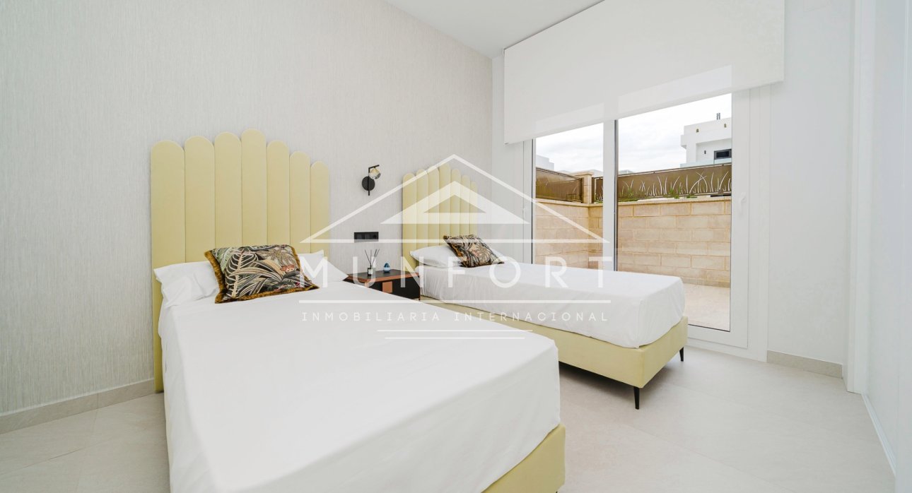 Resale - Villas -
Los Montesinos