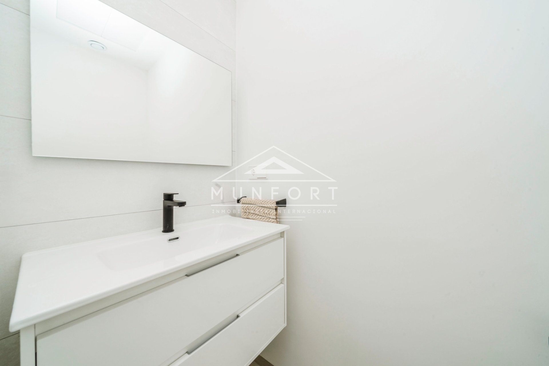 Resale - Villas -
Los Montesinos