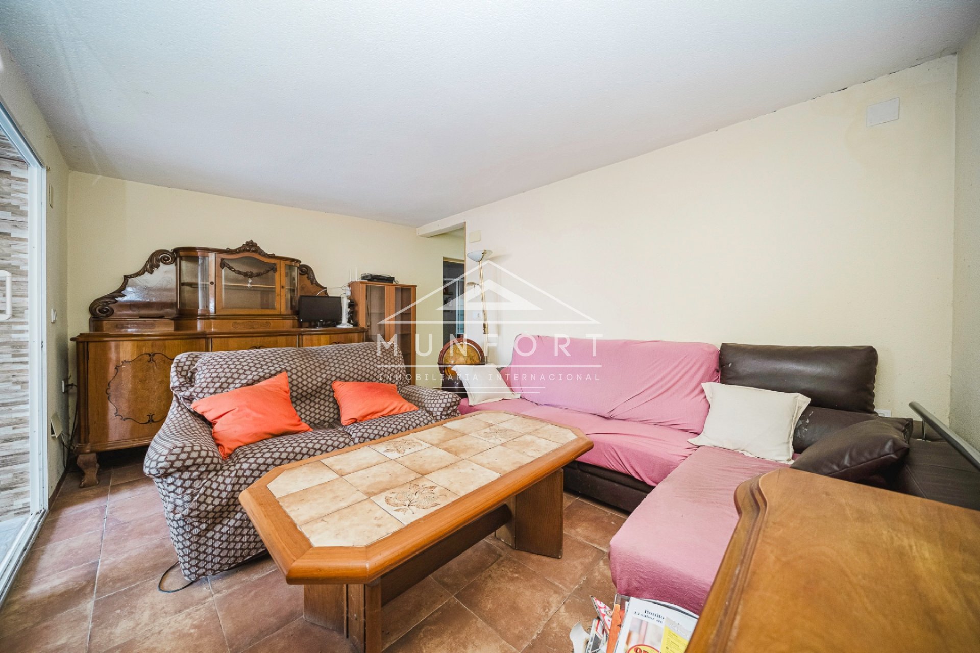 Resale - Villas -
Los Montesinos