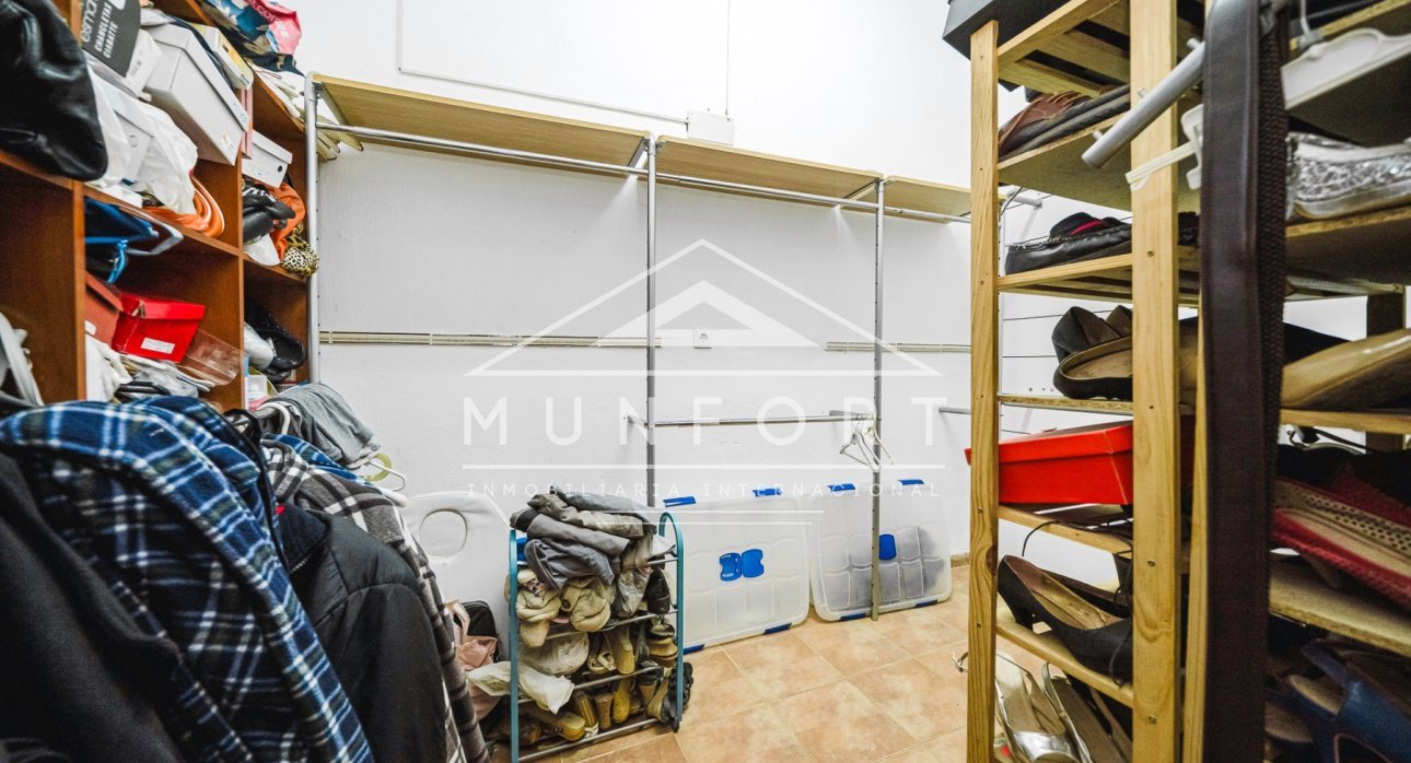 Resale - Villas -
Los Montesinos