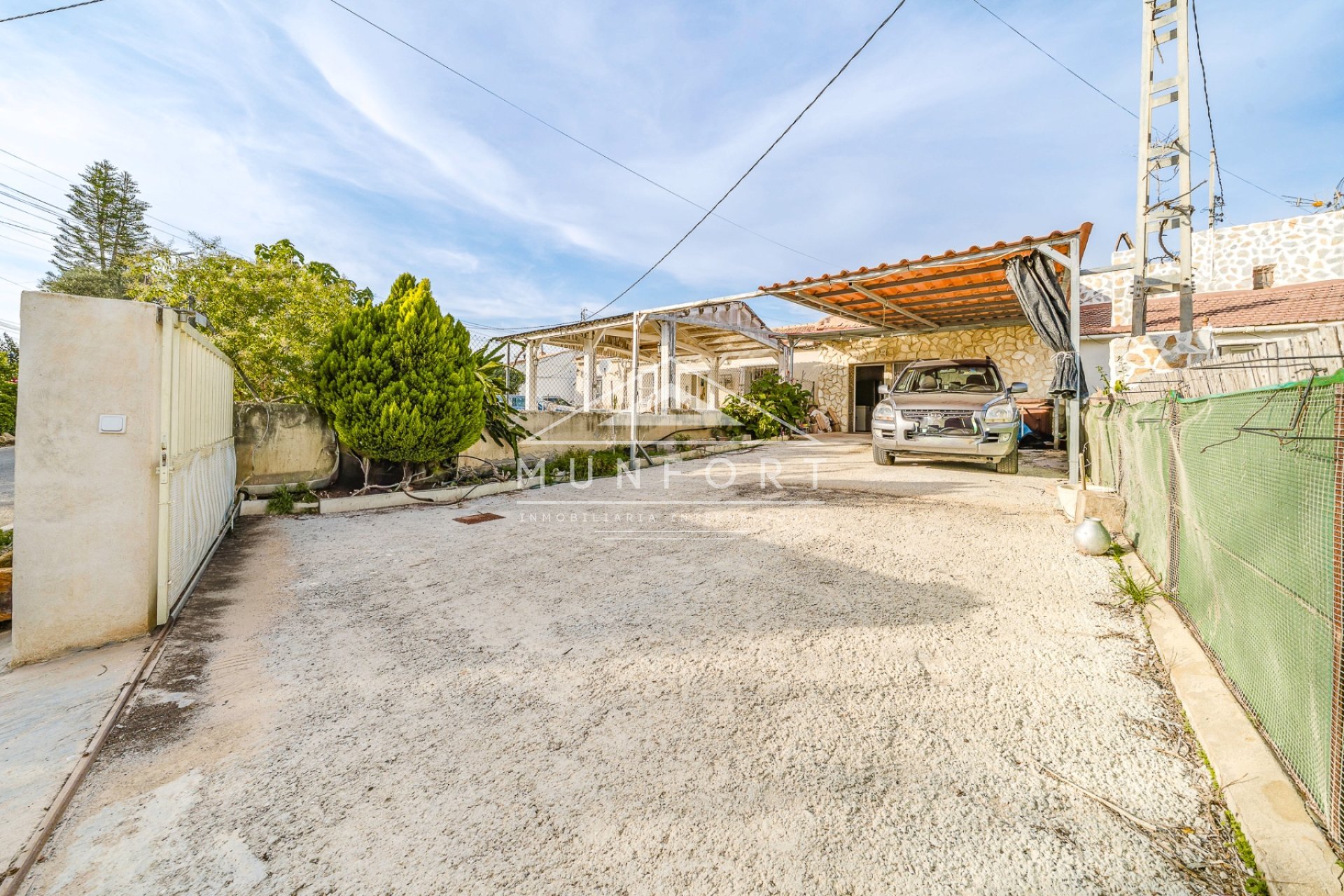 Resale - Villas -
Los Montesinos