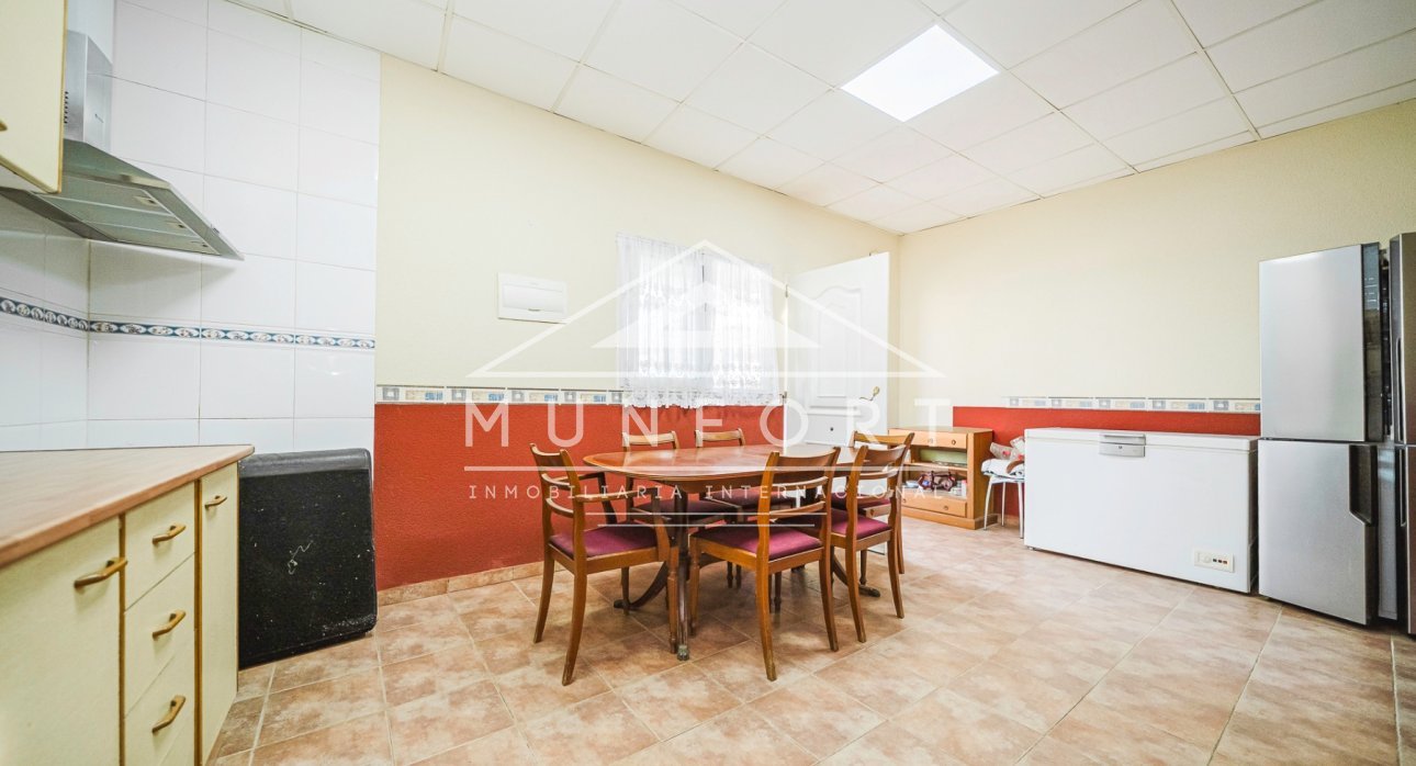 Resale - Villas -
Los Montesinos