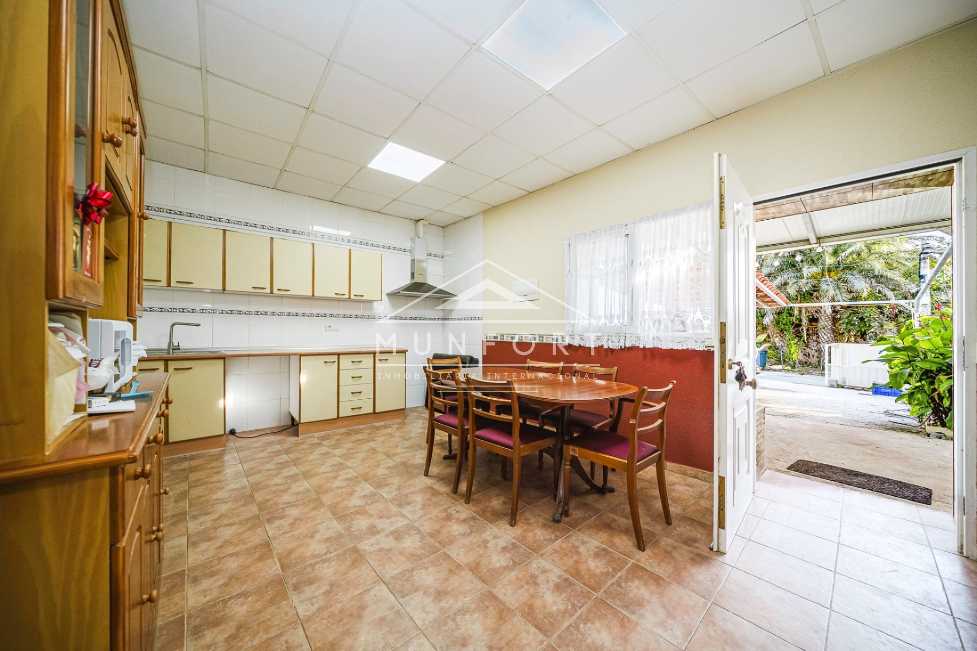 Resale - Villas -
Los Montesinos