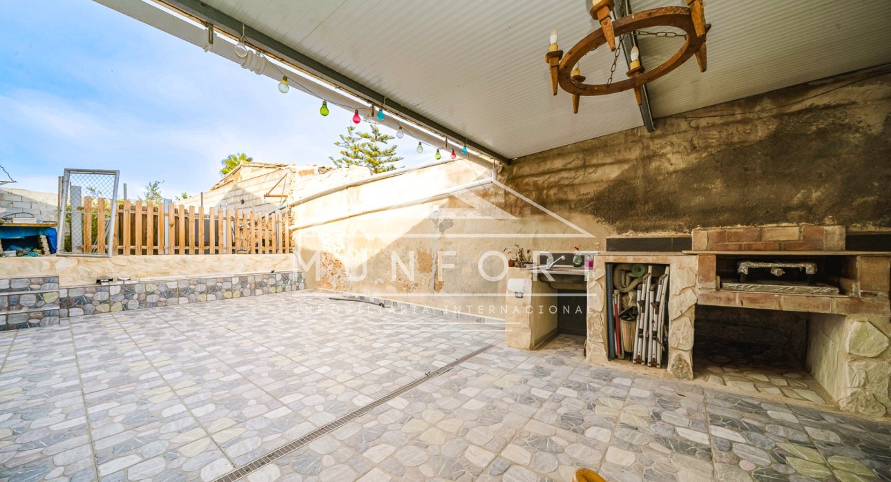 Resale - Villas -
Los Montesinos