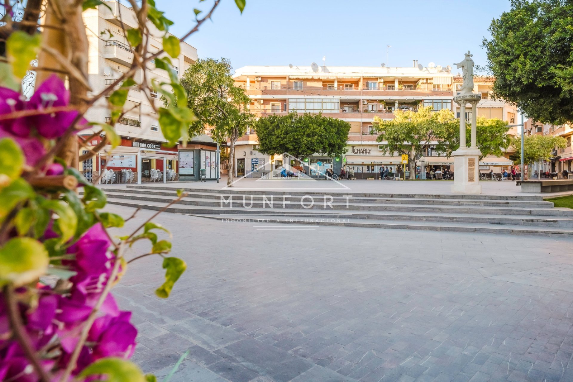 Resale - Villas -
Los Montesinos