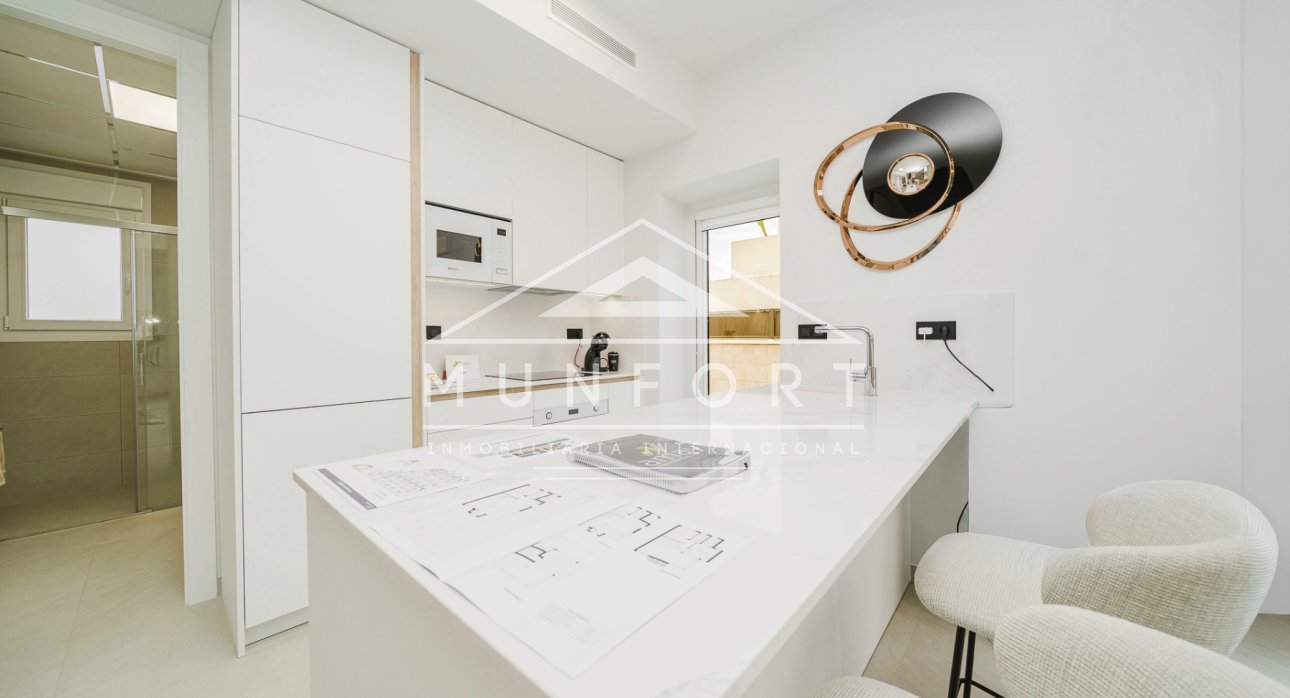 Resale - Villas -
Los Montesinos