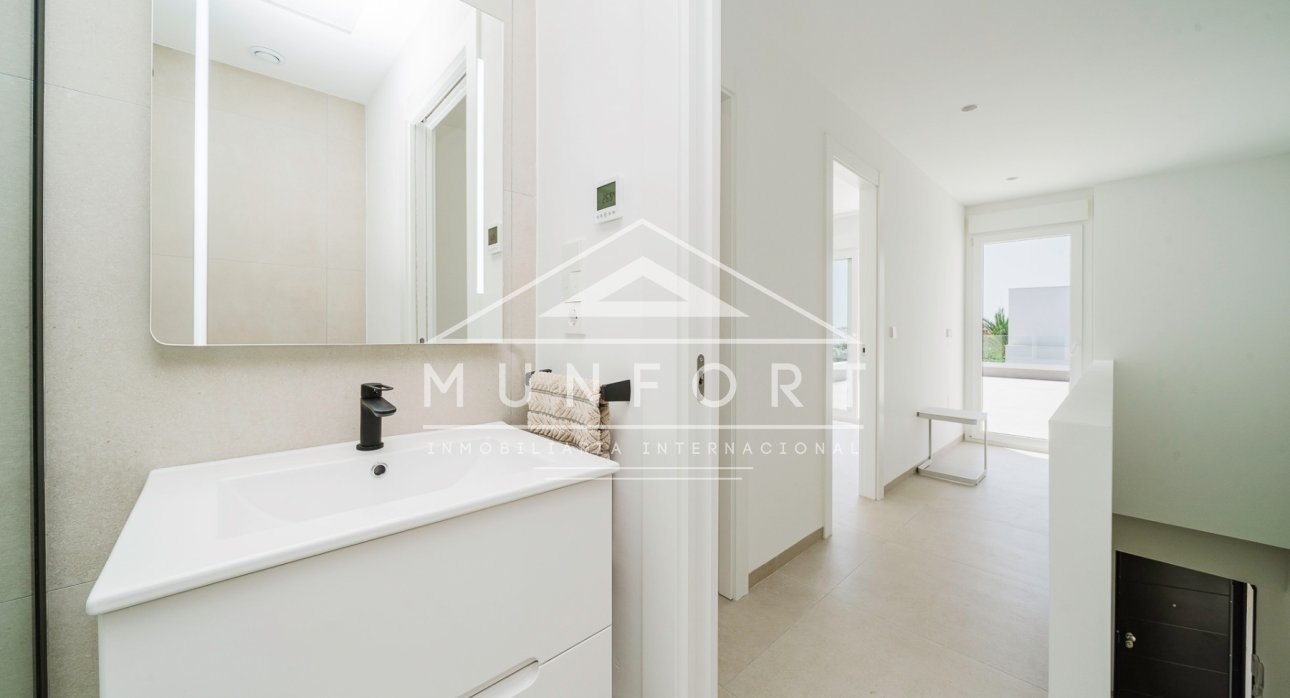 Resale - Villas -
Los Montesinos