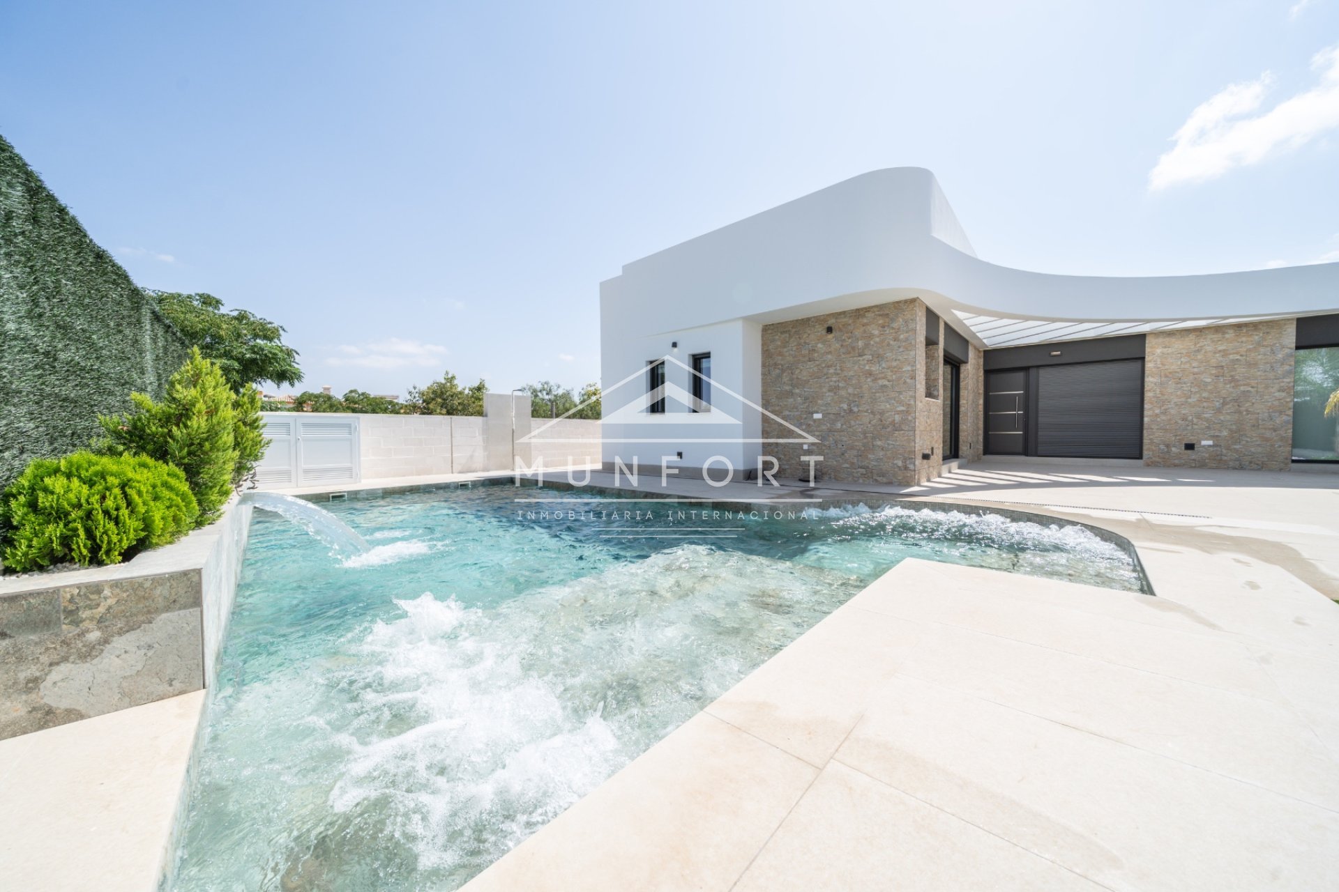 Resale - Villas -
Los Montesinos