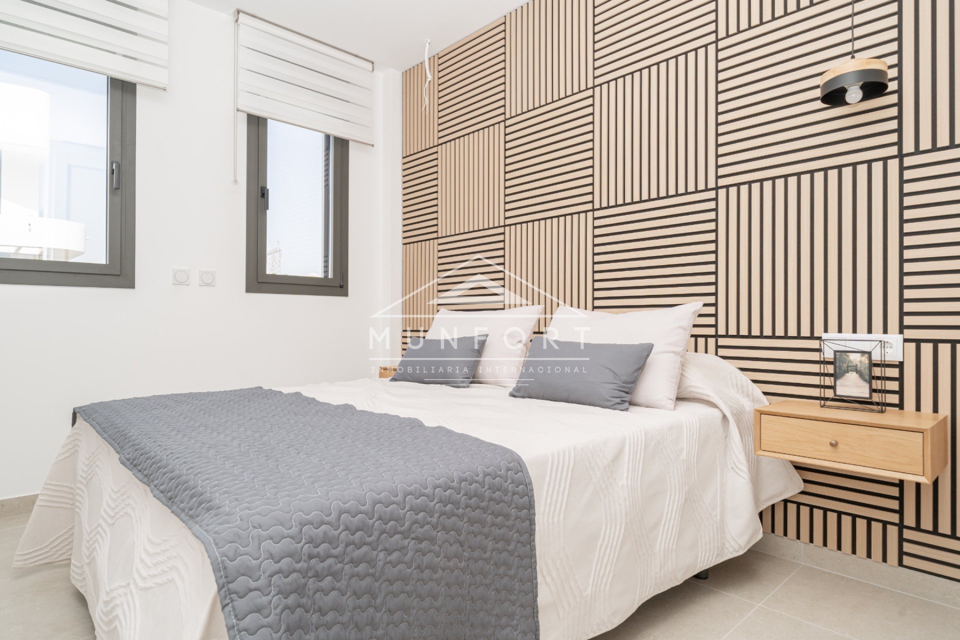 Resale - Villas -
Los Montesinos