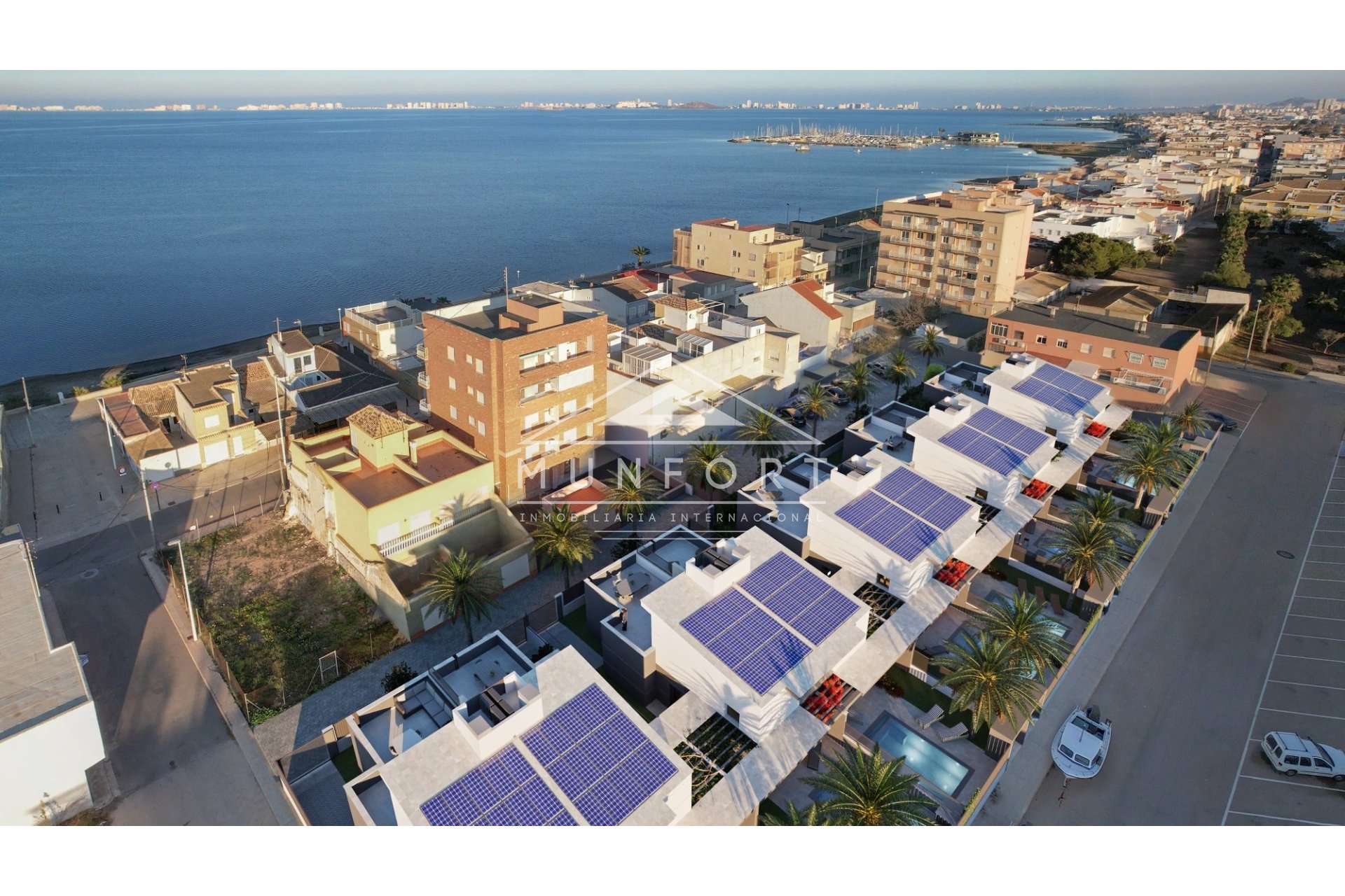 Resale - Villas -
Los Nietos