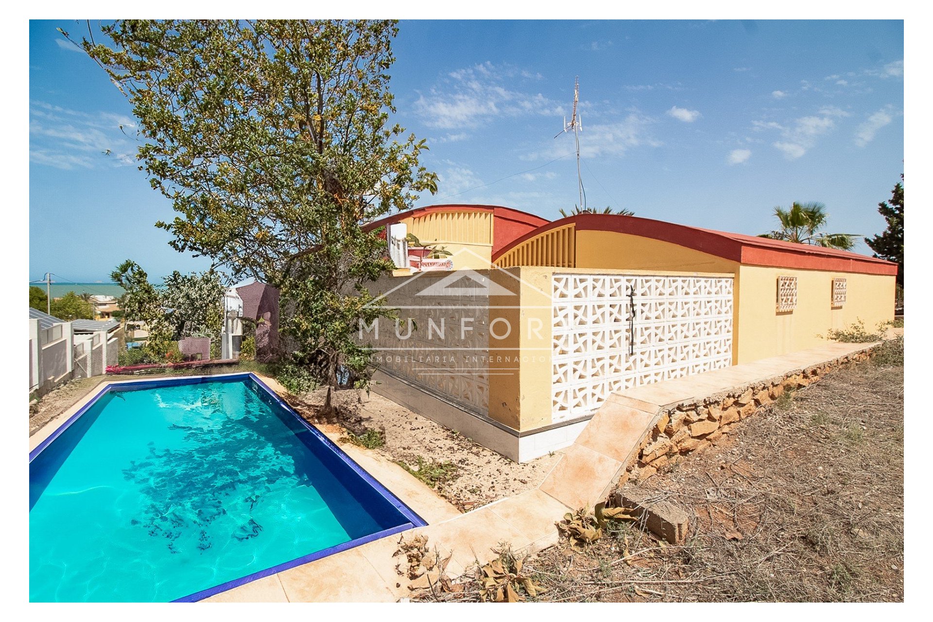 Resale - Villas -
Los Urrutias - El Carmolí