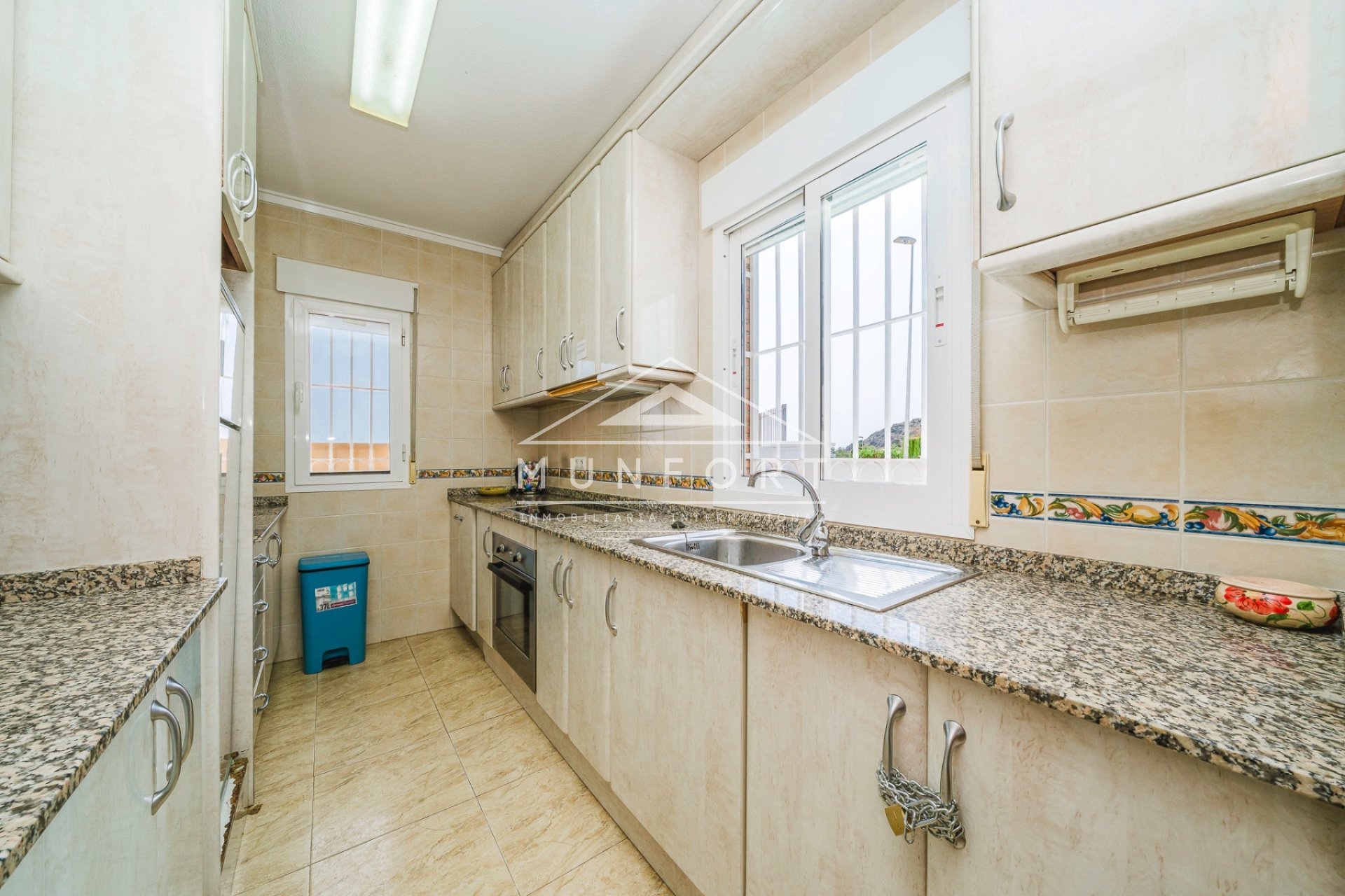 Resale - Villas -
Los Urrutias - EL CARMOLI