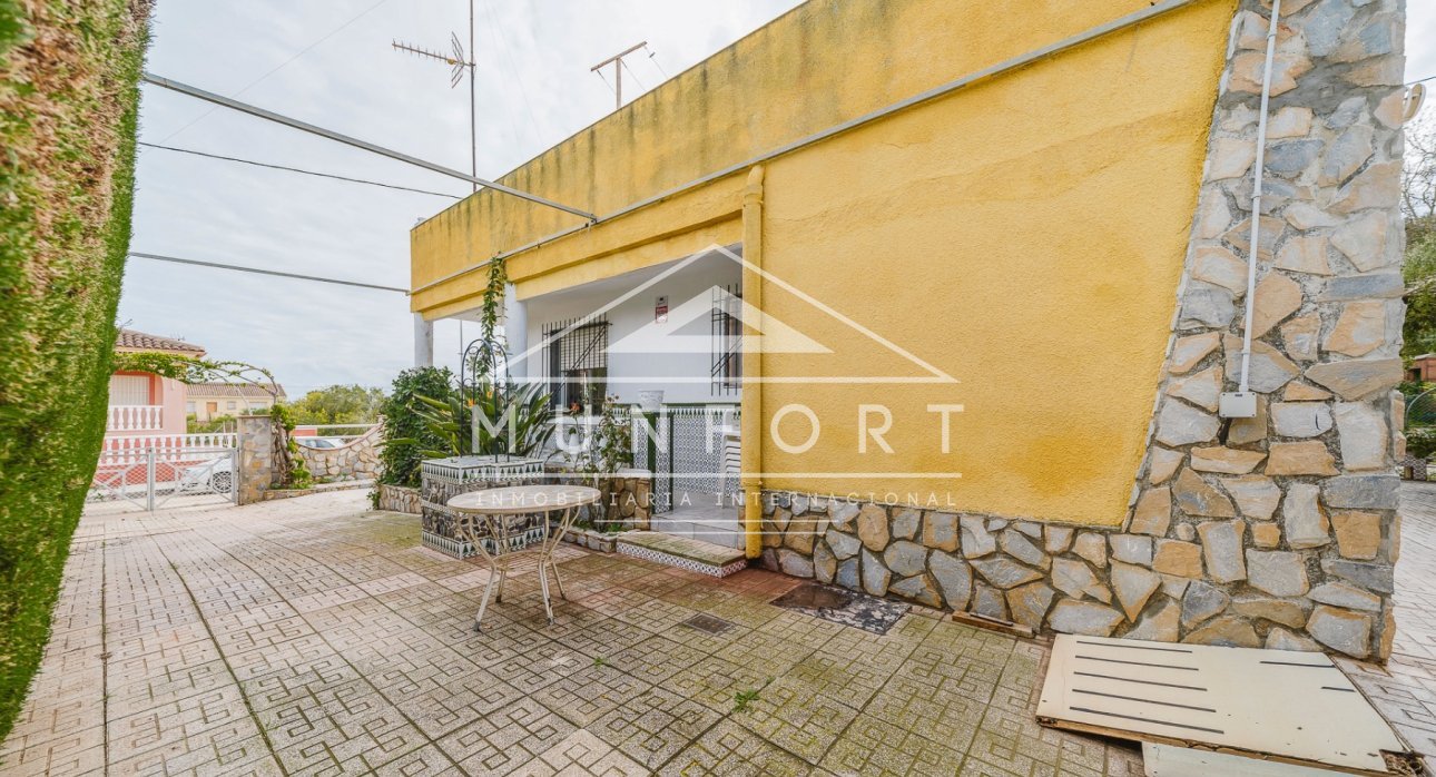 Resale - Villas -
Los Urrutias - EL CARMOLI