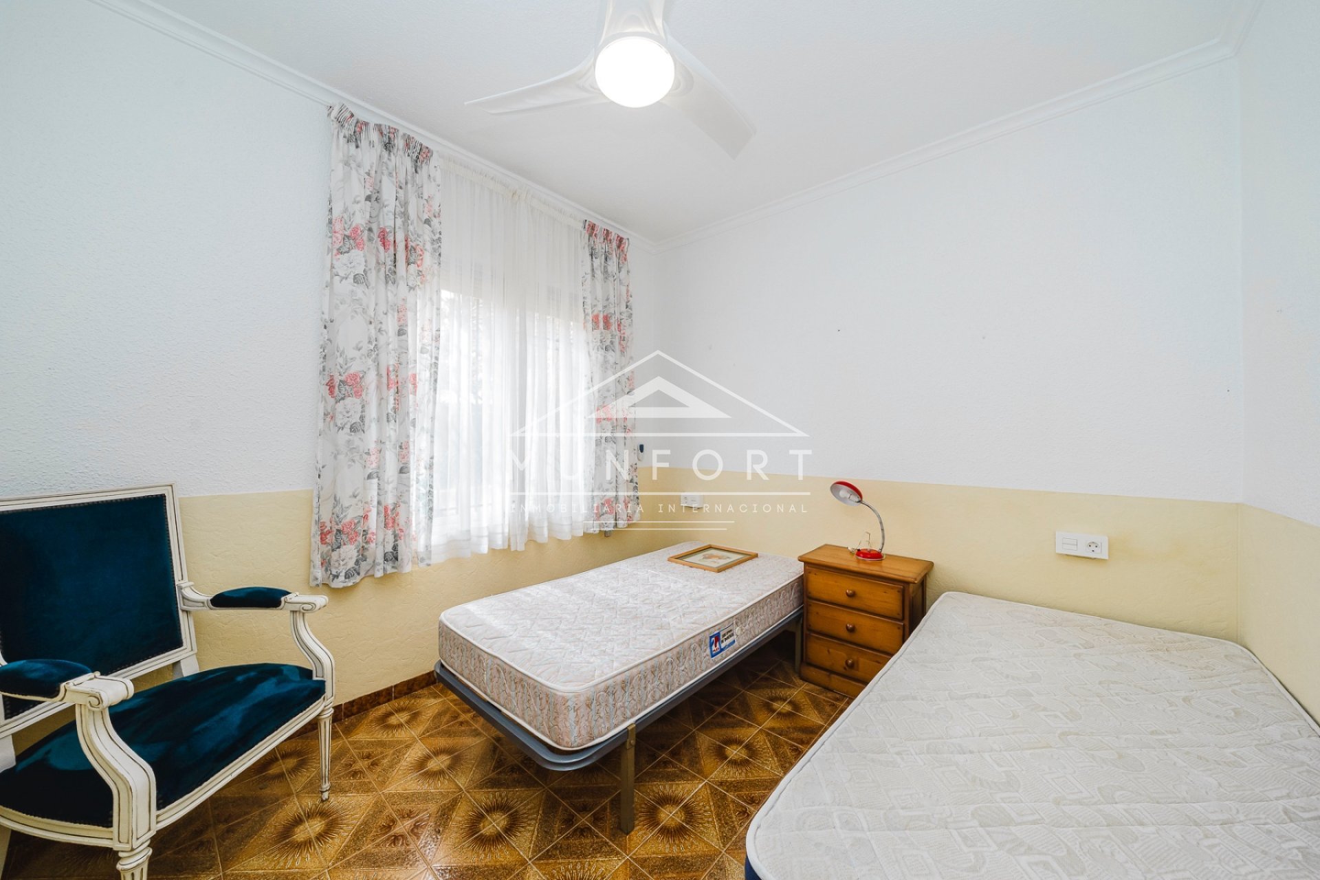 Resale - Villas -
Los Urrutias - EL CARMOLI