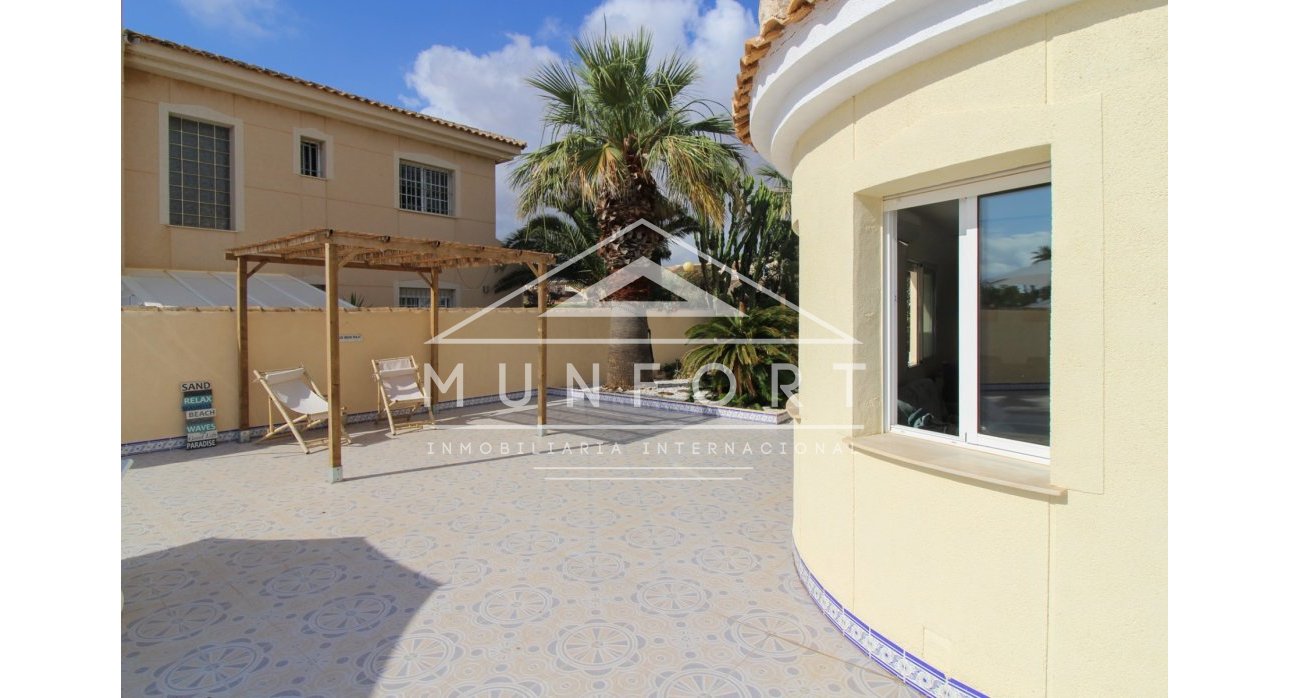 Resale - Villas -
Los Urrutias - Estrella del Mar