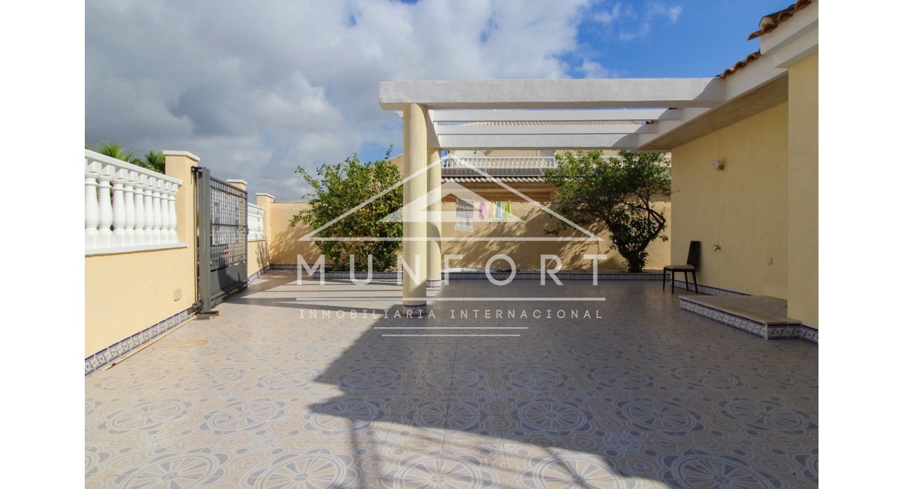 Resale - Villas -
Los Urrutias - Estrella del Mar