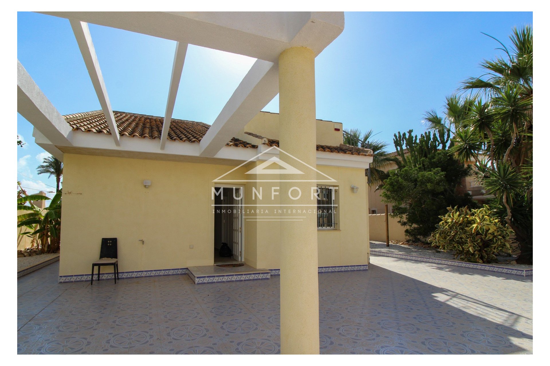 Resale - Villas -
Los Urrutias - Estrella del Mar