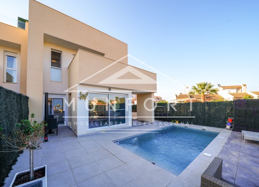 Resale - Villas -
Los Urrutias - Estrella del Mar