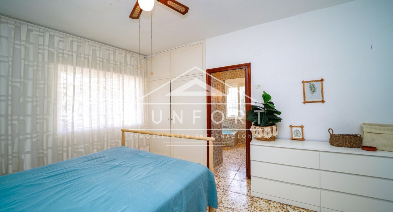 Resale - Villas -
Los Urrutias