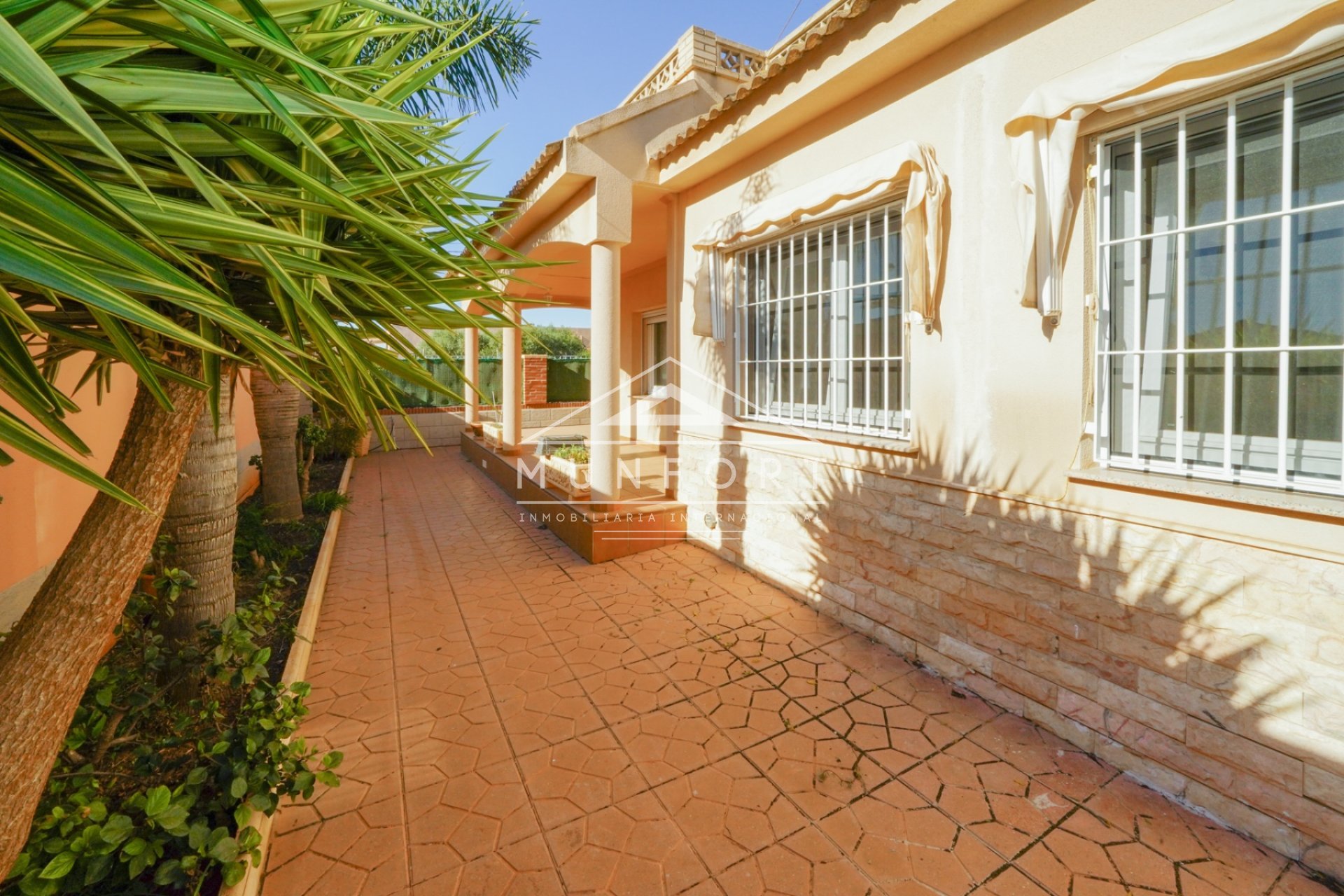 Resale - Villas -
Los Urrutias